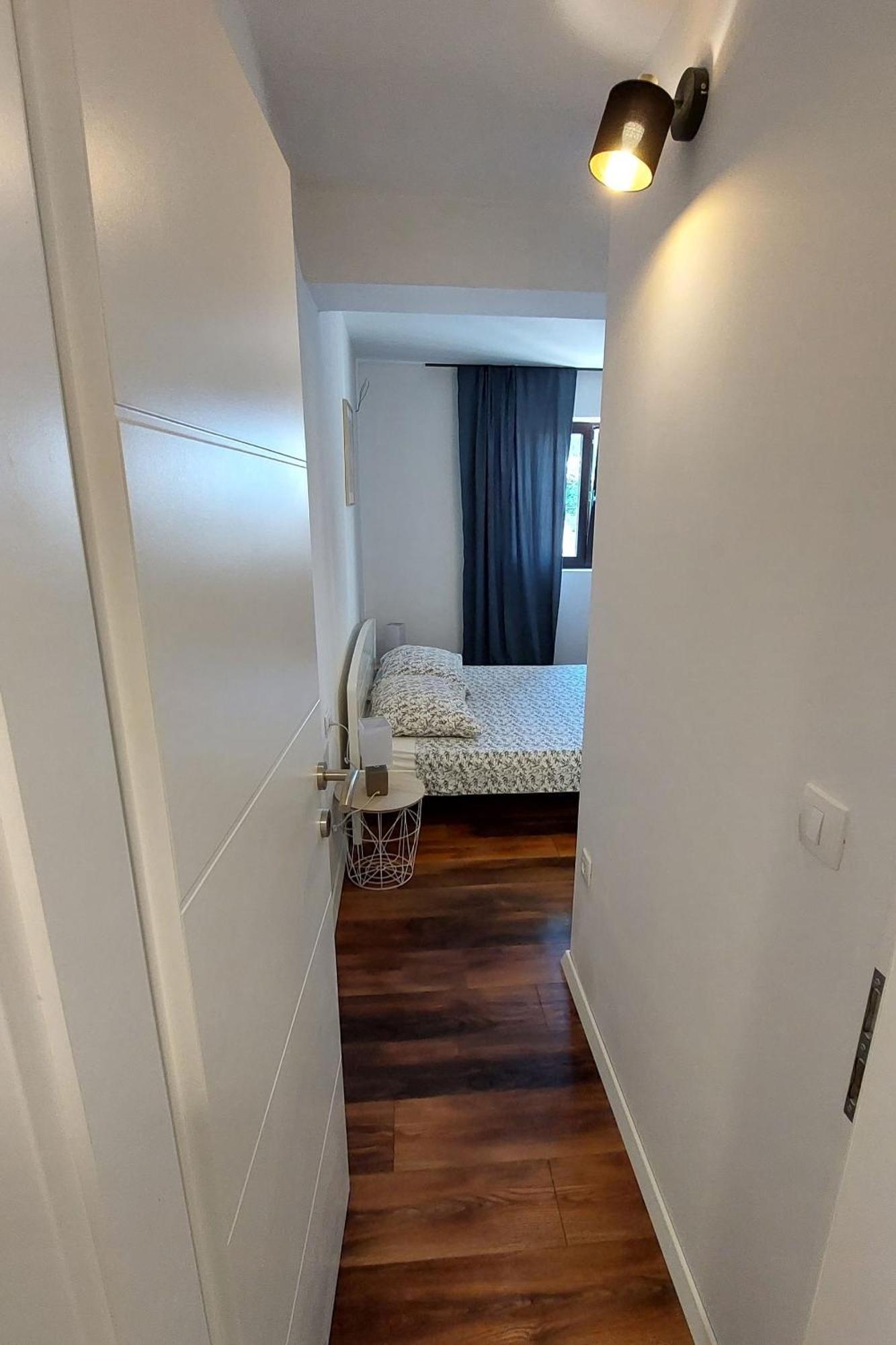 Apartment Jelsa 5703A Екстериор снимка